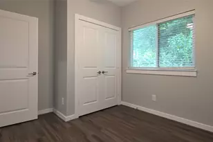 3928 Brandon Park Dr, Garland, TX 75044 - Photo 9