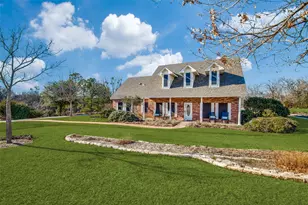 4920 Glen Oaks Cir, Aubrey, TX 76227 - Photo 1