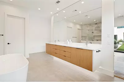 9915 Hurley Way, Dallas, TX 75220 - Photo 27