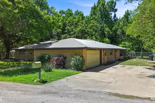 815 N Wright Ave, Kerens, TX 75144 - Photo 3