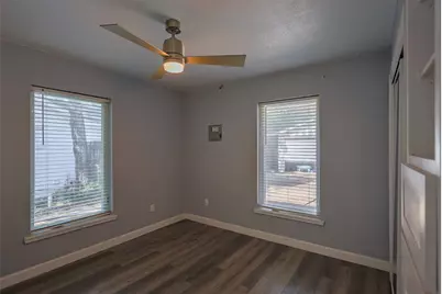 733 Thersa Drive, River Oaks, TX 76114 - Photo 21