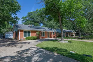 733 Thersa Dr, River Oaks, TX 76114 - Photo 3