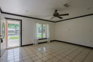733 Thersa Dr, River Oaks, TX 76114 - Photo 7