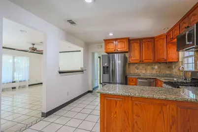 733 Thersa Drive, River Oaks, TX 76114 - Photo 9