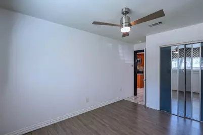 733 Thersa Drive, River Oaks, TX 76114 - Photo 11