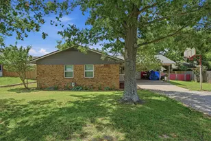 111 E Pecan St, Gunter, TX 75058 - Photo 1