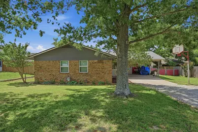 111 E Pecan Street, Gunter, TX 75058 - Photo 1