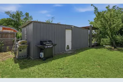 111 E Pecan Street, Gunter, TX 75058 - Photo 21