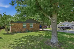 111 E Pecan St, Gunter, TX 75058 - Photo 3