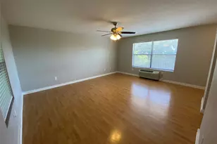 701 W Sycamore St, Denton, TX 76201 - Photo 1