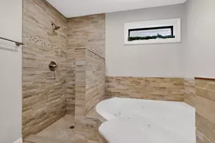 805 Buena Vista Dr, Arlington, TX 76010 - Photo 23