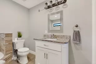 805 Buena Vista Dr, Arlington, TX 76010 - Photo 21