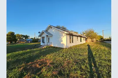 1211 Campbell Street, Sweetwater, TX 79556 - Photo 3