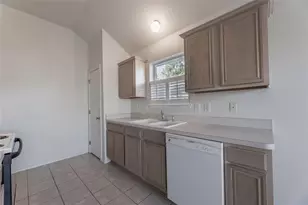 7506 Normandy Rd, Rowlett, TX 75089 - Photo 9