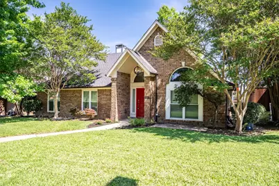 1317 Royal Palm Lane, Carrollton, TX 75007 - Photo 3
