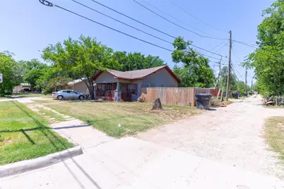 1434 S 11th Street, Abilene, TX 79602 - Photo 3