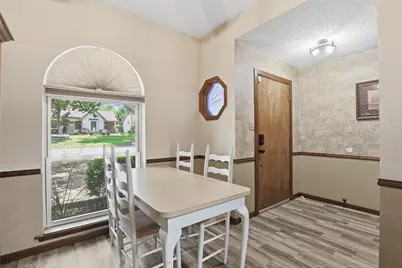 4214 Windhurst Drive, Arlington, TX 76015 - Photo 9
