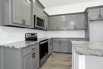 210 Clover Circle, Weatherford, TX 76086 - Photo 3