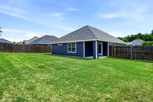 210 Clover Cir, Weatherford, TX 76086 - Photo 15