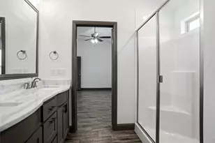 210 Clover Cir, Weatherford, TX 76086 - Photo 11