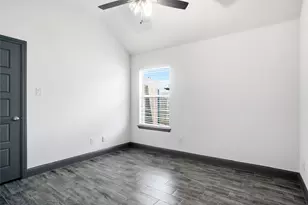 210 Clover Cir, Weatherford, TX 76086 - Photo 13