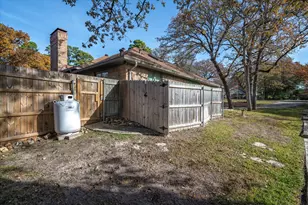 318 Crestview Ln, Hideaway, TX 75771 - Photo 11