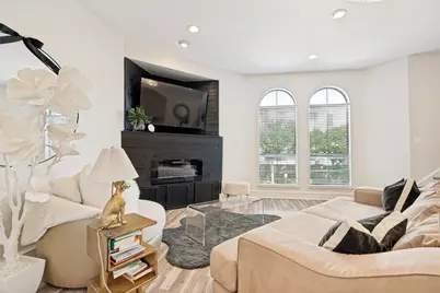 2022 N Fitzhugh Avenue #C, Dallas, TX 87204 - Photo 3