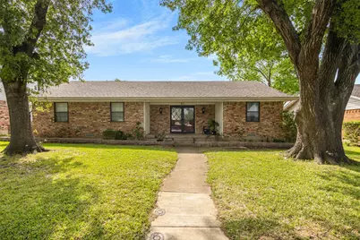 214 S Alexander Avenue, Duncanville, TX 75116 - Photo 1