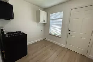 204 Hosack St, Arlington, TX 76010 - Photo 5