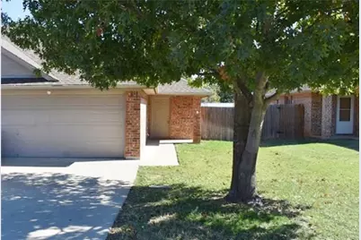 756-752 Stribling Circle, Azle, TX 76020 - Photo 1
