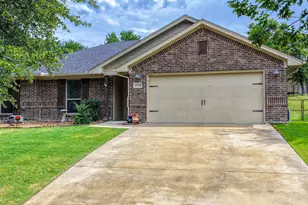 8928 Holt St, Lakeside, TX 76135 - Photo 1