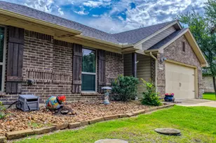 8928 Holt St, Lakeside, TX 76135 - Photo 3