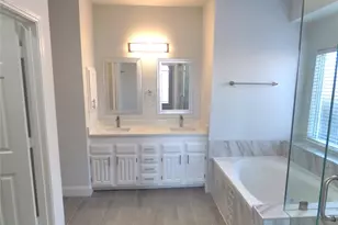 3905 Valez Dr, Carrollton, TX 75007 - Photo 17