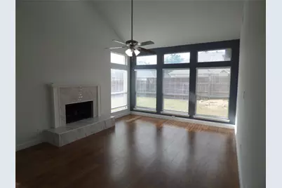 3905 Valez Drive, Carrollton, TX 75007 - Photo 7