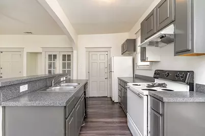 1230 Kings Highway, Dallas, TX 75208 - Photo 7