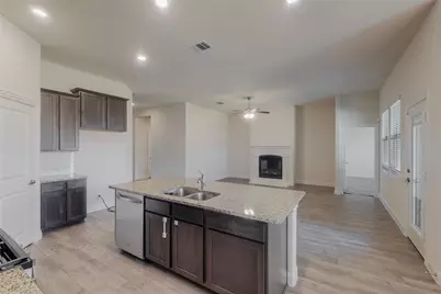 11029 Klondike Lane, Aubrey, TX 76227 - Photo 17