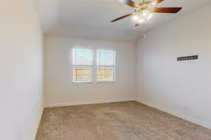 11029 Klondike Ln, Aubrey, TX 76227 - Photo 19