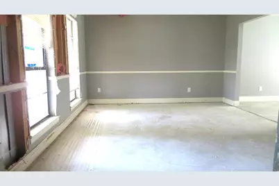 608 Valley Mills Drive, Arlington, TX 76018 - Photo 5