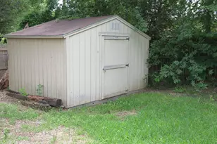 608 Valley Mills Dr, Arlington, TX 76018 - Photo 21