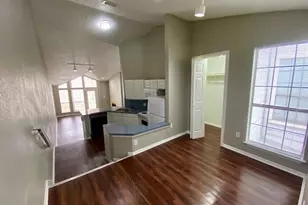 9823 Summerwood Circle, Dallas, TX 75243 - Photo 11