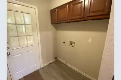 1017 Mullins Street, Irving, TX 75061 - Photo 13