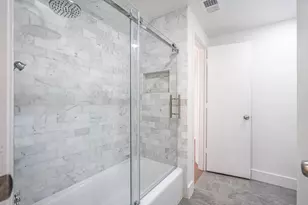 10538 Barrywood Dr, Dallas, TX 75230 - Photo 21