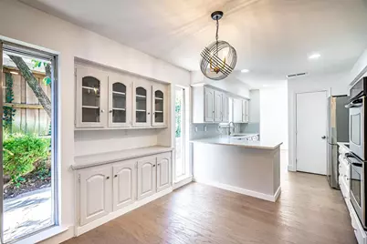 10538 Barrywood Drive, Dallas, TX 75230 - Photo 9