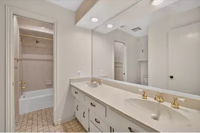 6520 Clearhaven Circle, Dallas, TX 75248 - Photo 21