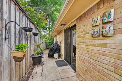 6520 Clearhaven Circle, Dallas, TX 75248 - Photo 11