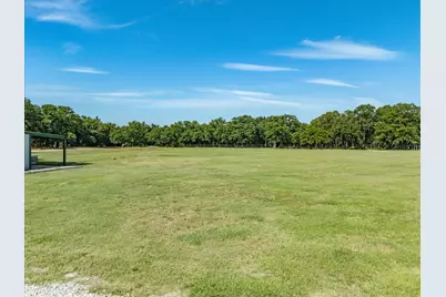 209 County Road 2696, Alvord, TX 76225 - Photo 29