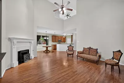 5912 White Pine Drive, McKinney, TX 75070 - Photo 9