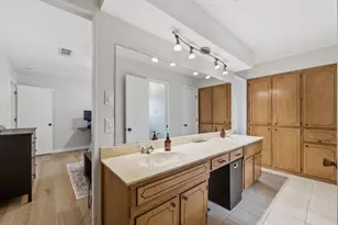 224 Overcrest Dr, Benbrook, TX 76126 - Photo 19