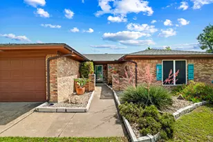 224 Overcrest Dr, Benbrook, TX 76126 - Photo 3