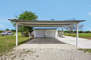 331 Radecke Rd, Krum, TX 76249 - Photo 35